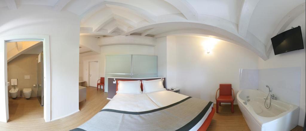 Hotel Bavaria Левико Терме Екстериор снимка